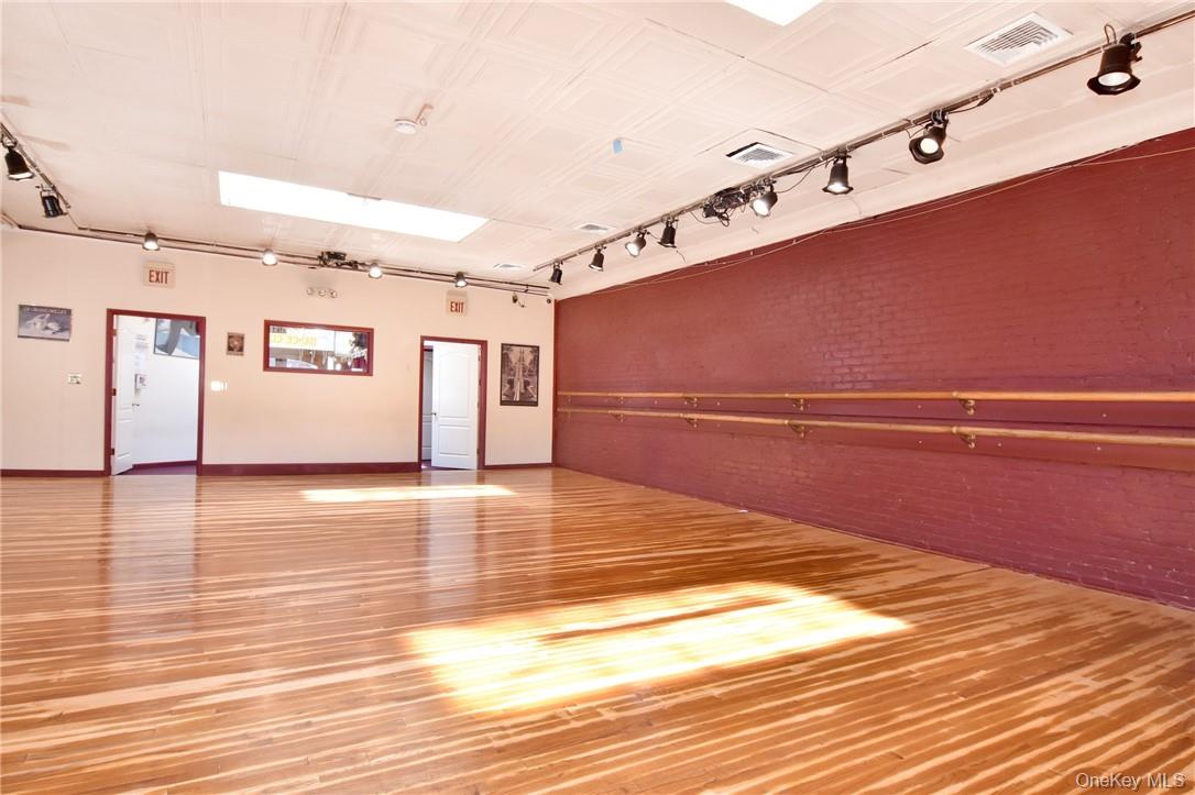 504 Fifth Avenue Pelham Pelham, NY 10803