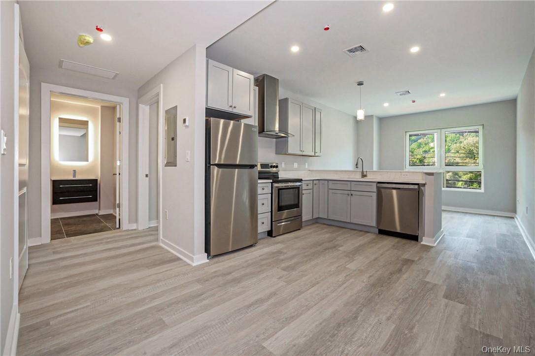 500 Commerce Street Hawthorne, NY 10532