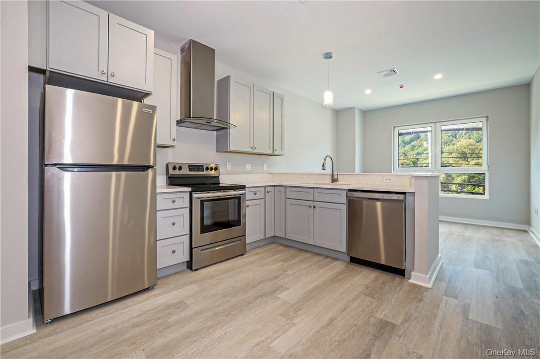 500 Commerce Street Hawthorne, NY 10532