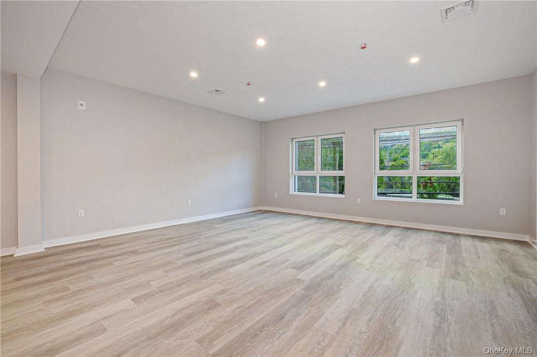 500 Commerce Street Hawthorne, NY 10532