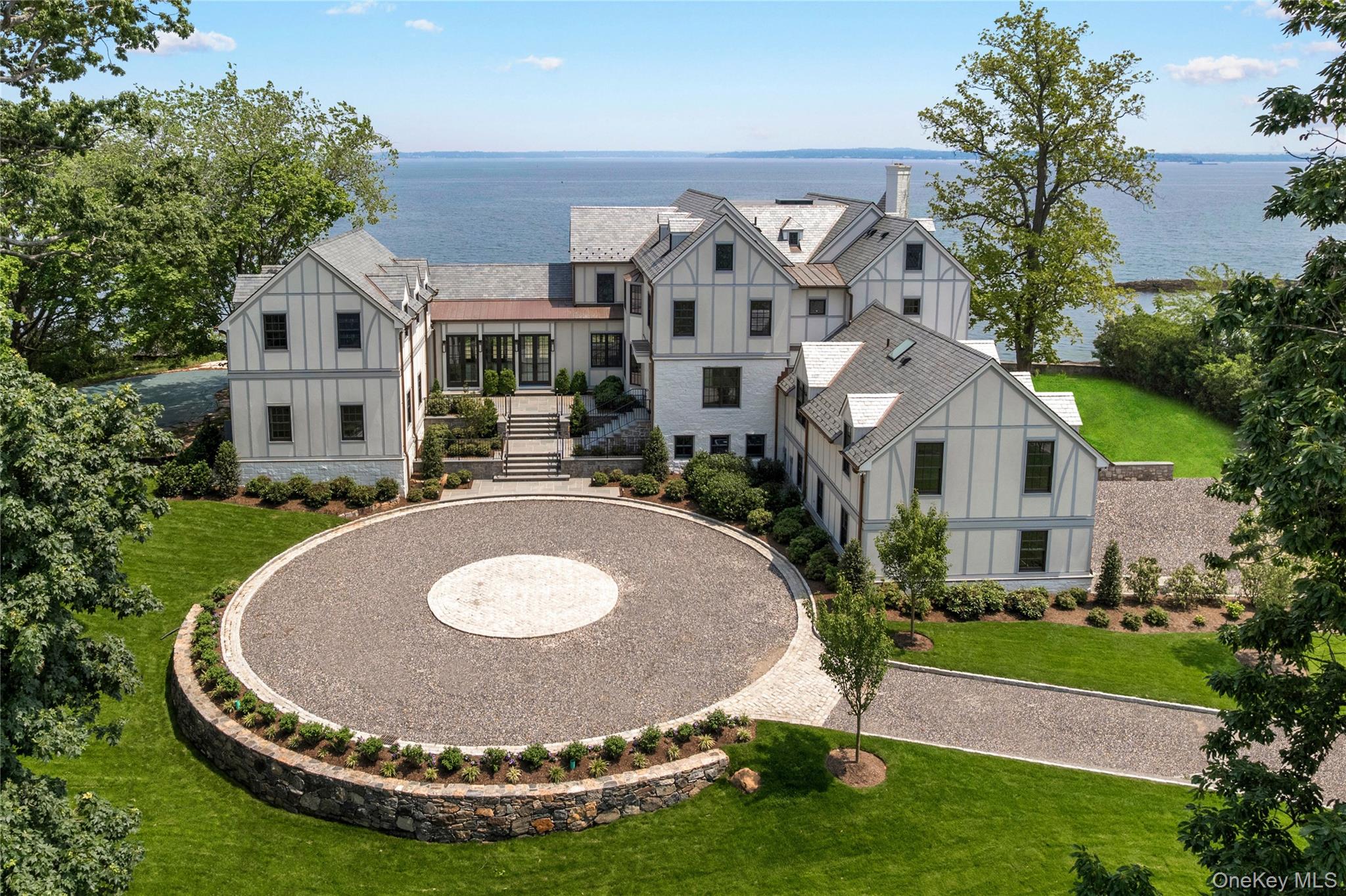 104 Premium Point Road Mamaroneck Mamaroneck, NY 10801