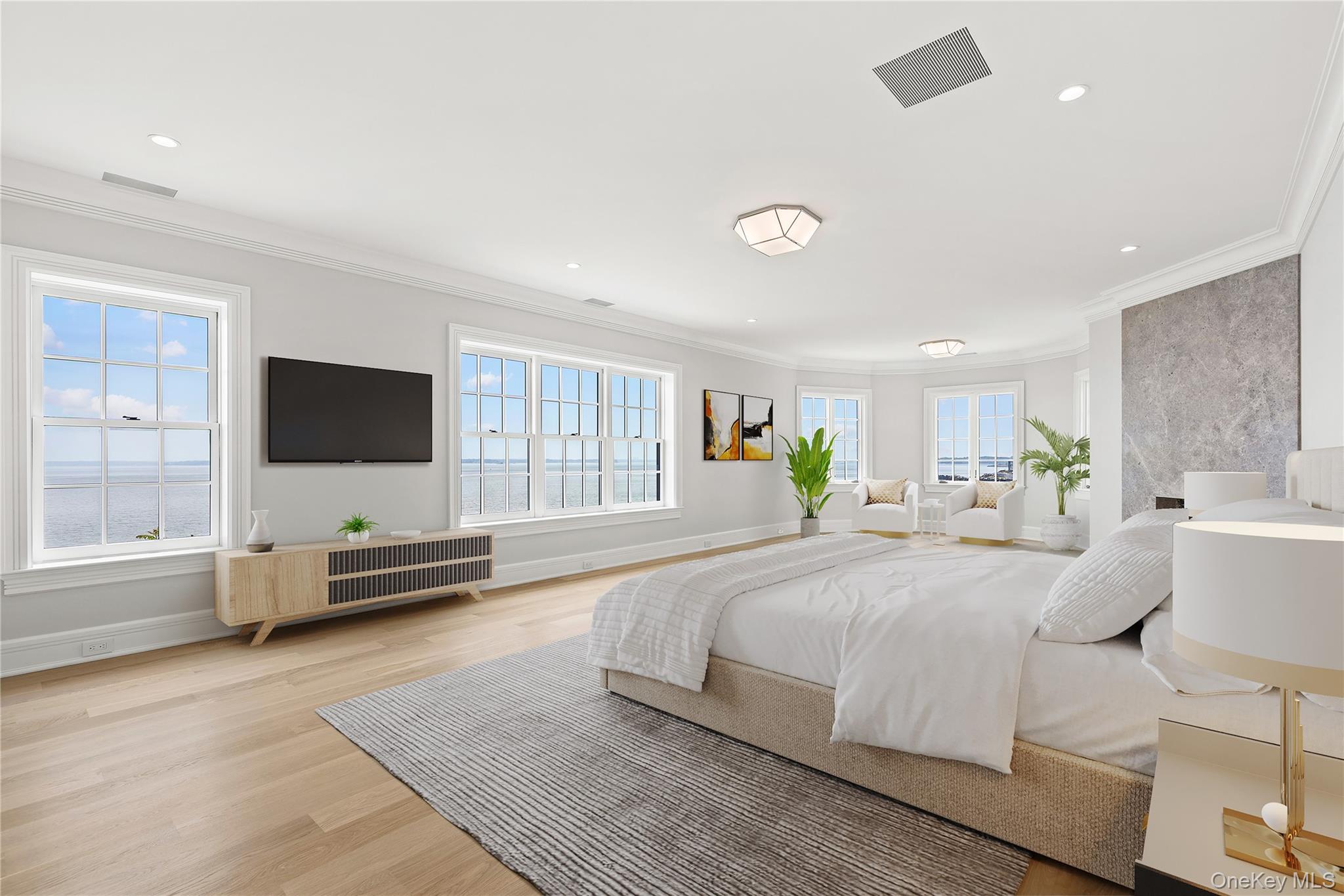 104 Premium Point Road Mamaroneck Mamaroneck, NY 10801