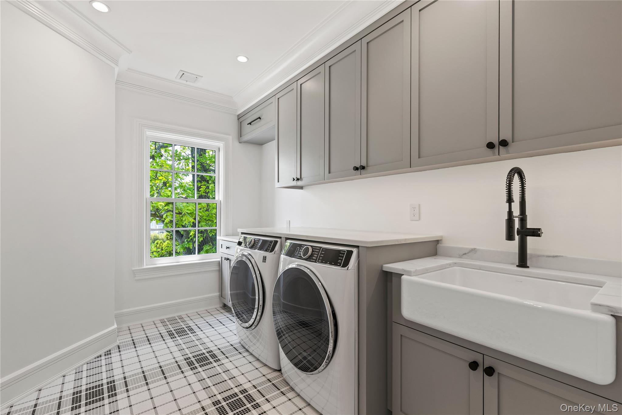 104 Premium Point Road Mamaroneck Mamaroneck, NY 10801