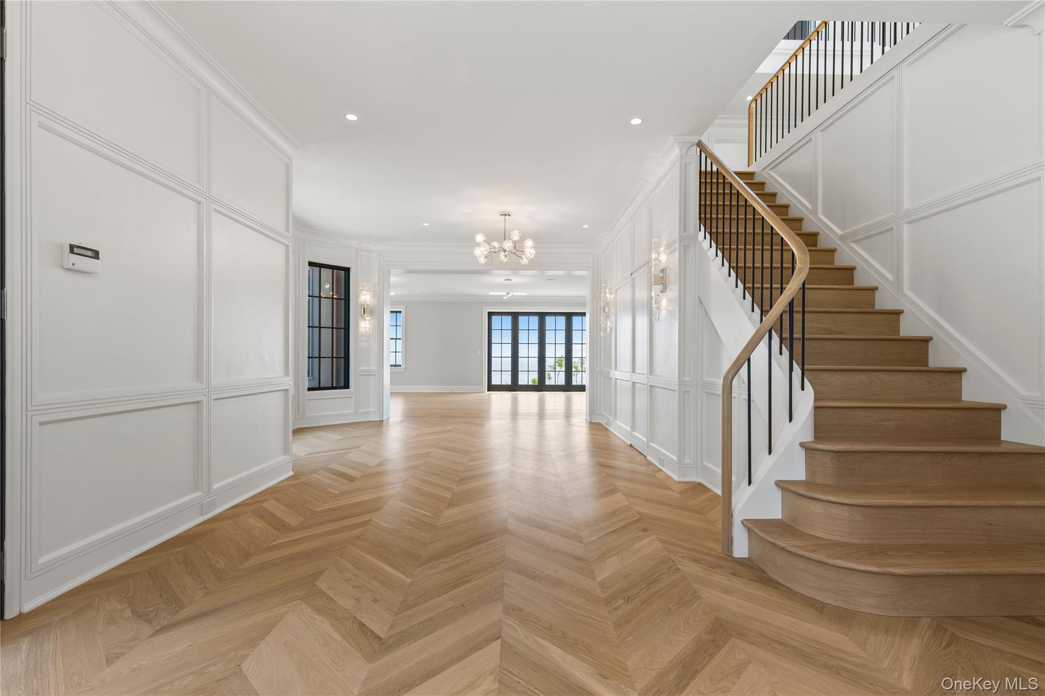 104 Premium Point Road Mamaroneck Mamaroneck, NY 10801