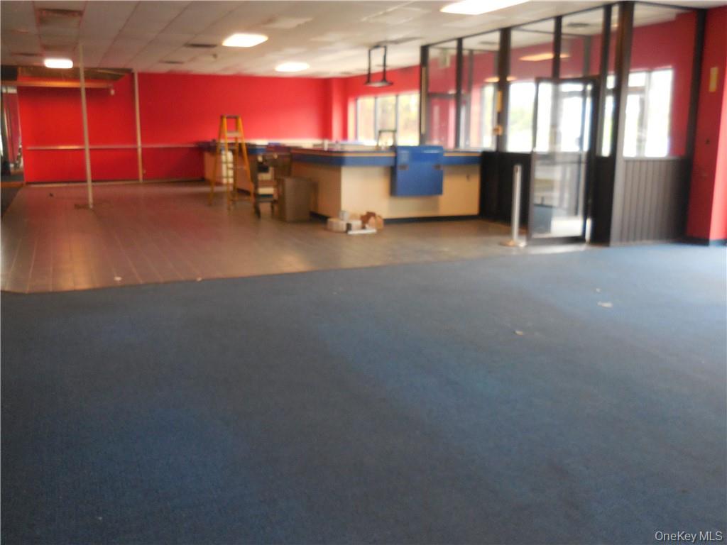 77 N Plank Road Out of NYC Newburgh, NY 12550