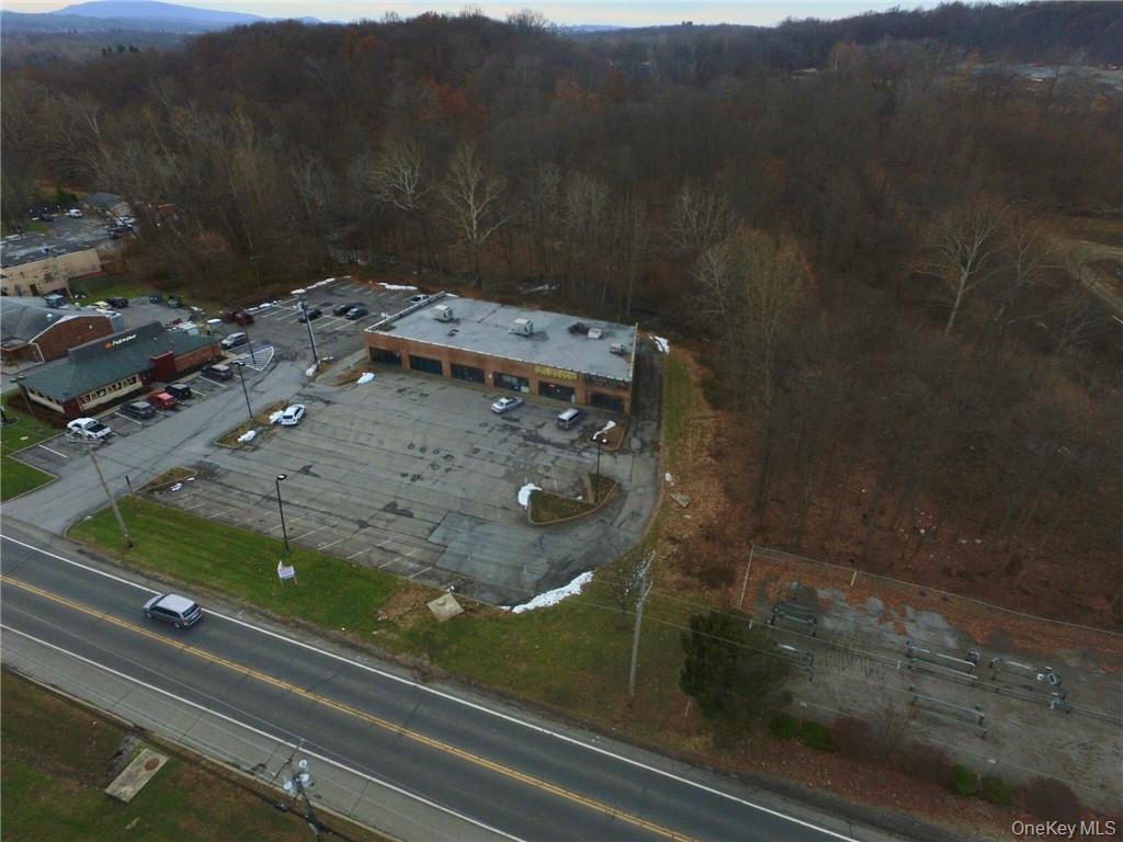 77 N Plank Road Out of NYC Newburgh, NY 12550