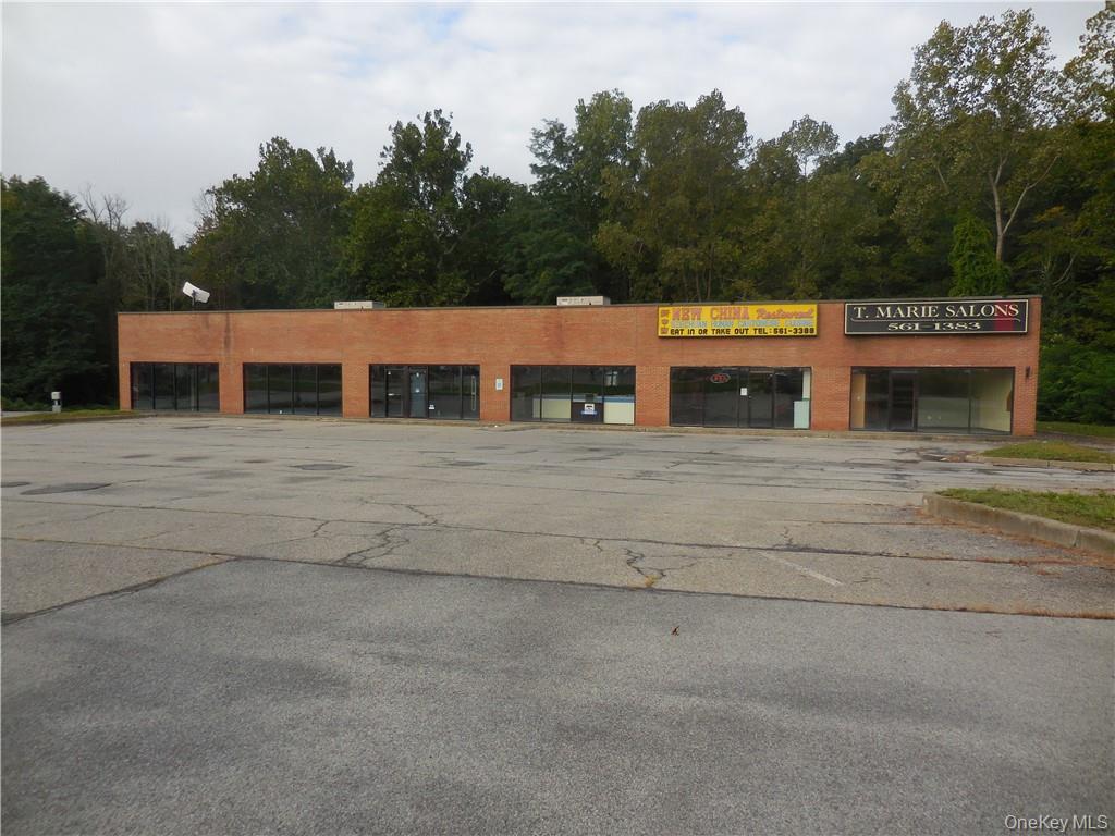 77 N Plank Road Out of NYC Newburgh, NY 12550