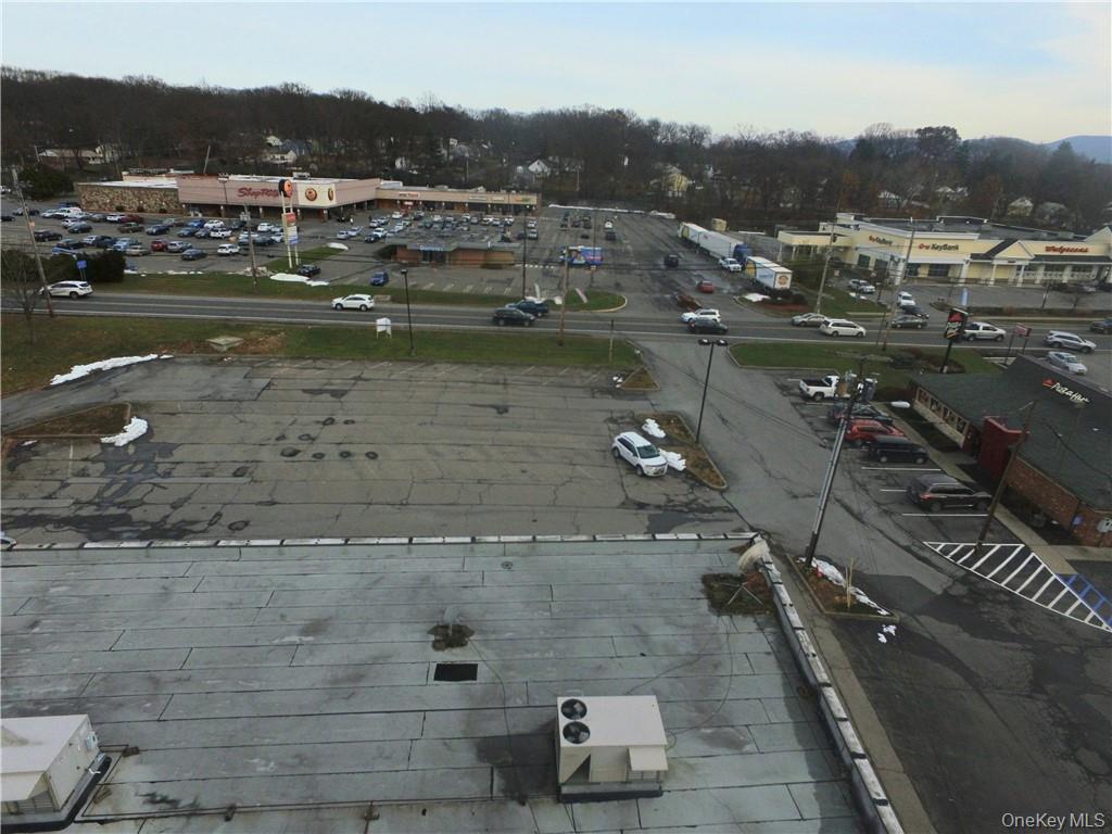 77 N Plank Road Out of NYC Newburgh, NY 12550