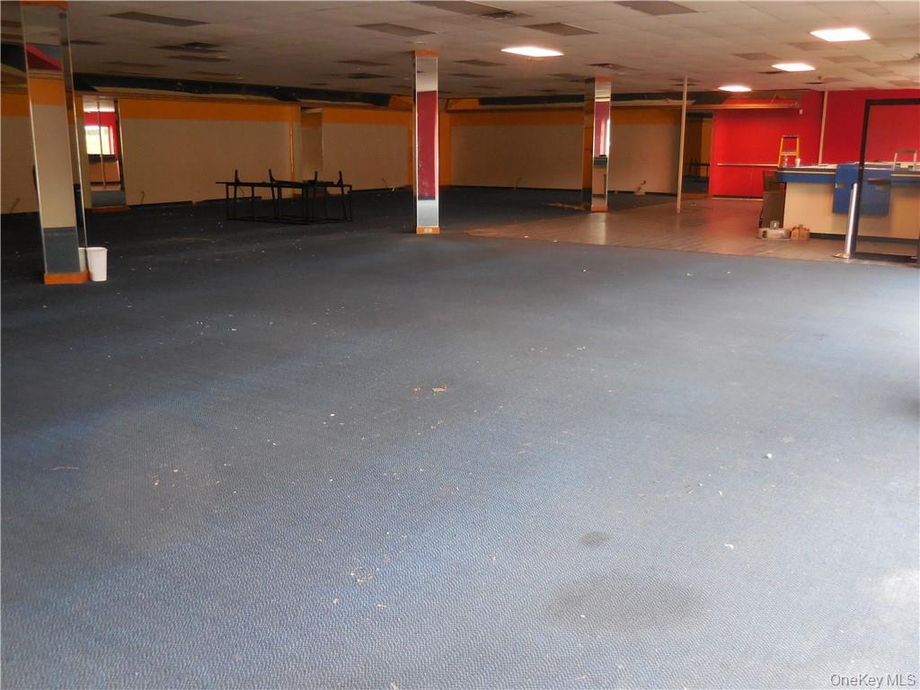 77 N Plank Road Out of NYC Newburgh, NY 12550