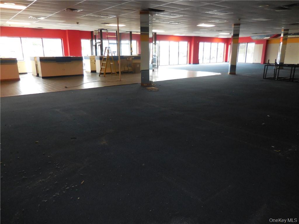 77 N Plank Road Out of NYC Newburgh, NY 12550