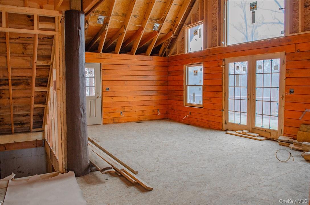 55 Hilltop Drive Out of NYC Hurley, NY 12443