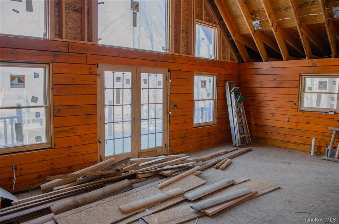 55 Hilltop Drive Out of NYC Hurley, NY 12443