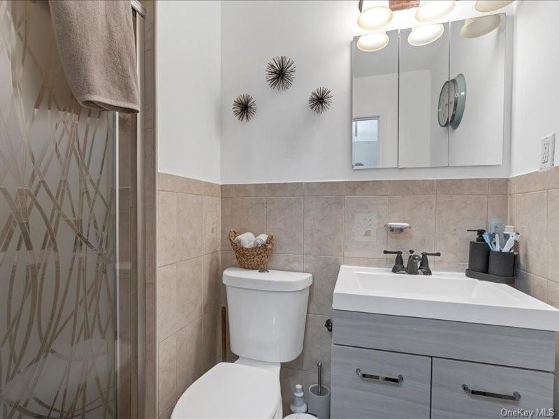 1207 Findlay Avenue Bronx, NY 10456