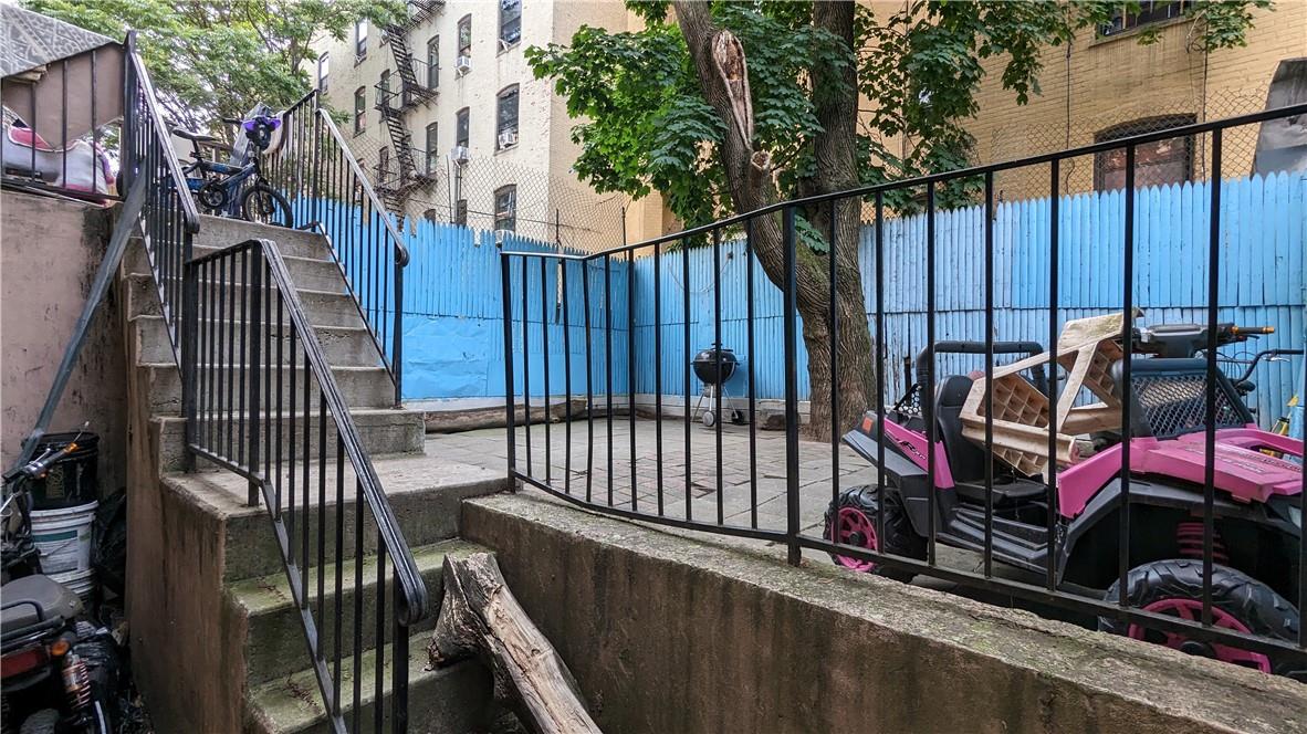 1787 Monroe Avenue Bronx, NY 10457