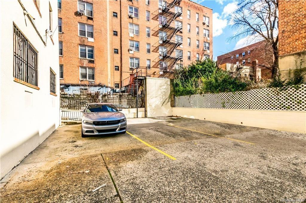 204 West 260th Street Bronx, NY 10471