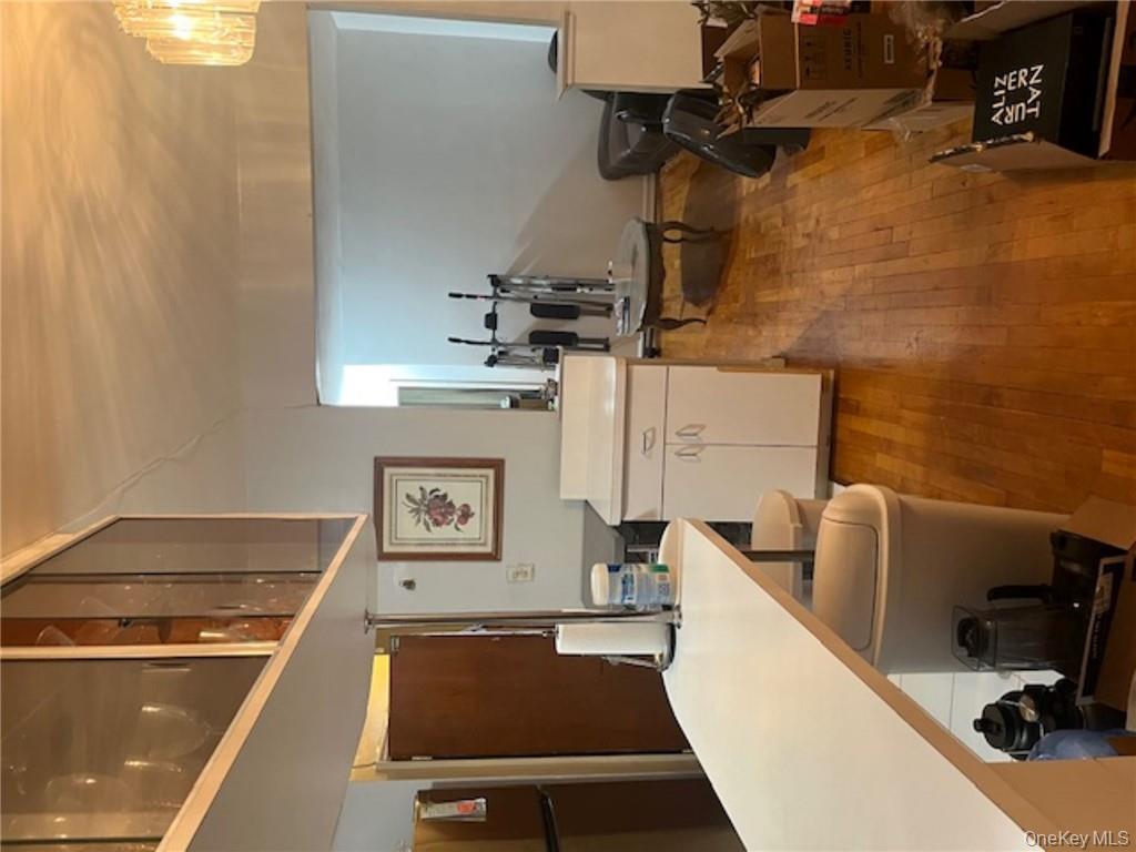 3613 Paulding Avenue Bronx, NY 10469