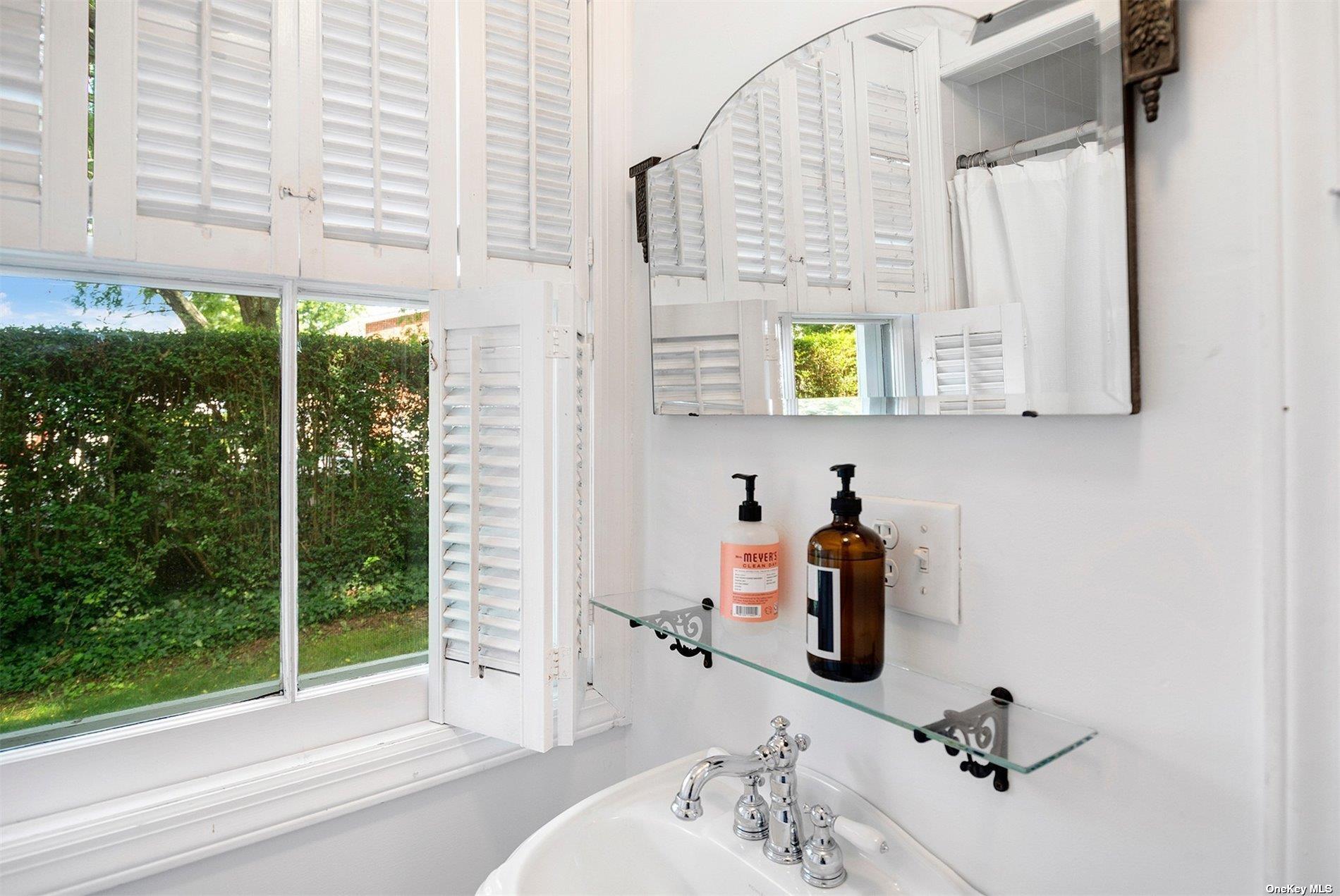 640 Orchard Street New Suffolk New Suffolk NY 11956