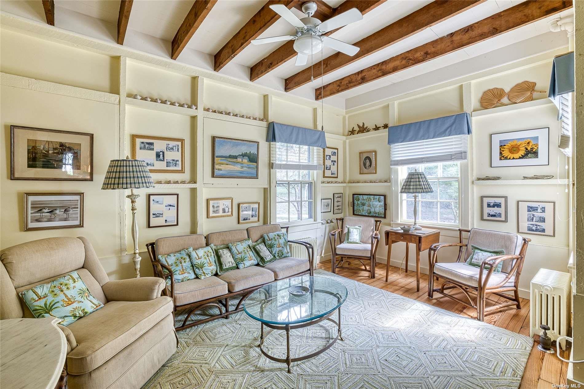 1695 Old Woods Path Southold Southold, NY 11971