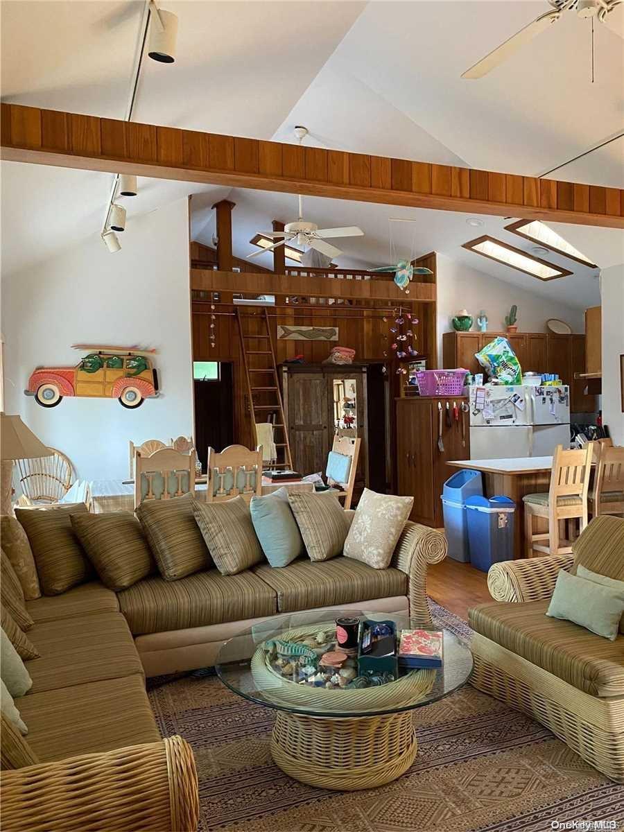 373 Dehnhoff Walk Ocean Beach Ocean Beach, NY 11770