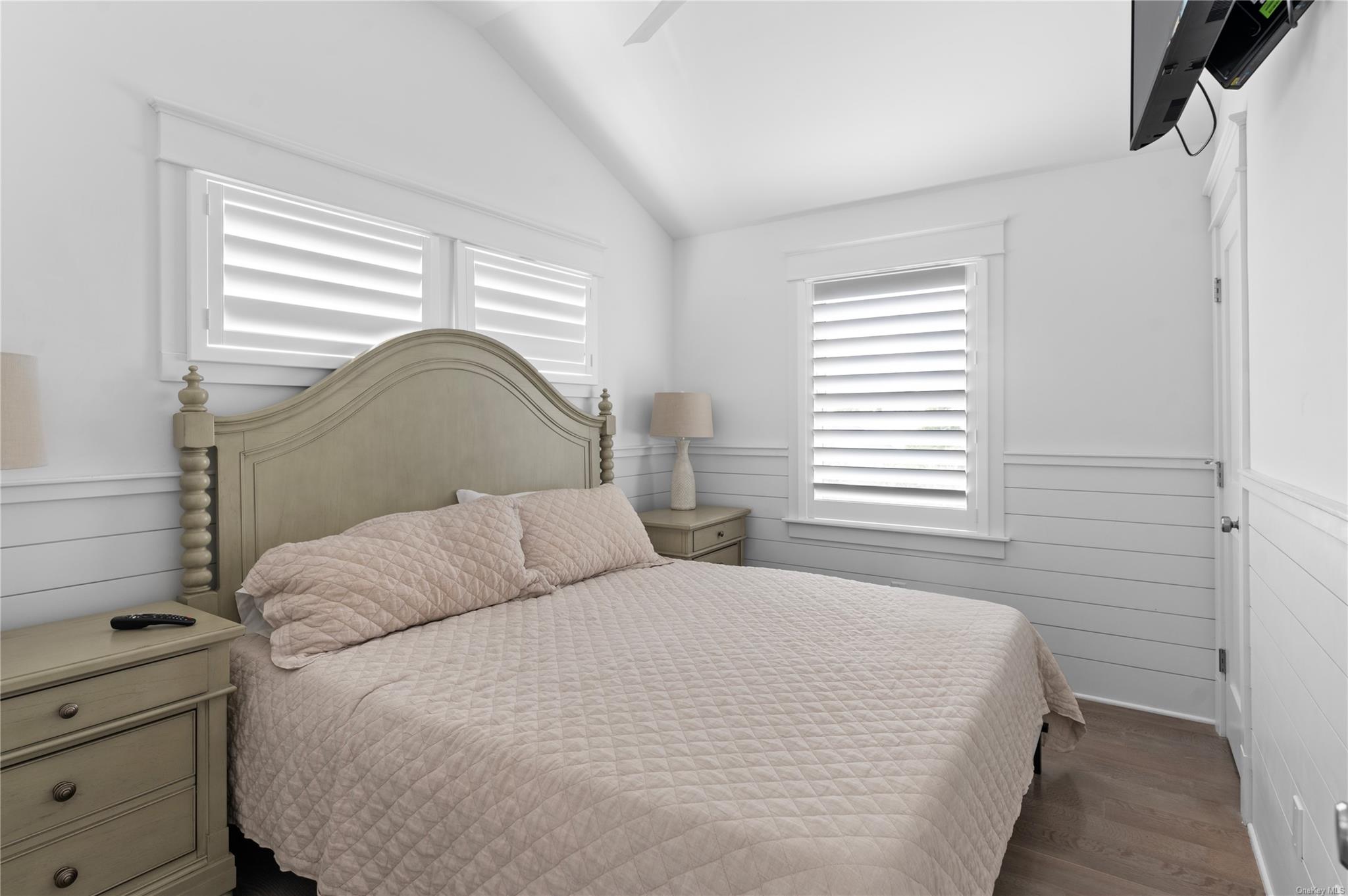 386 Dehnhoff Ocean Beach Ocean Beach, NY 11770