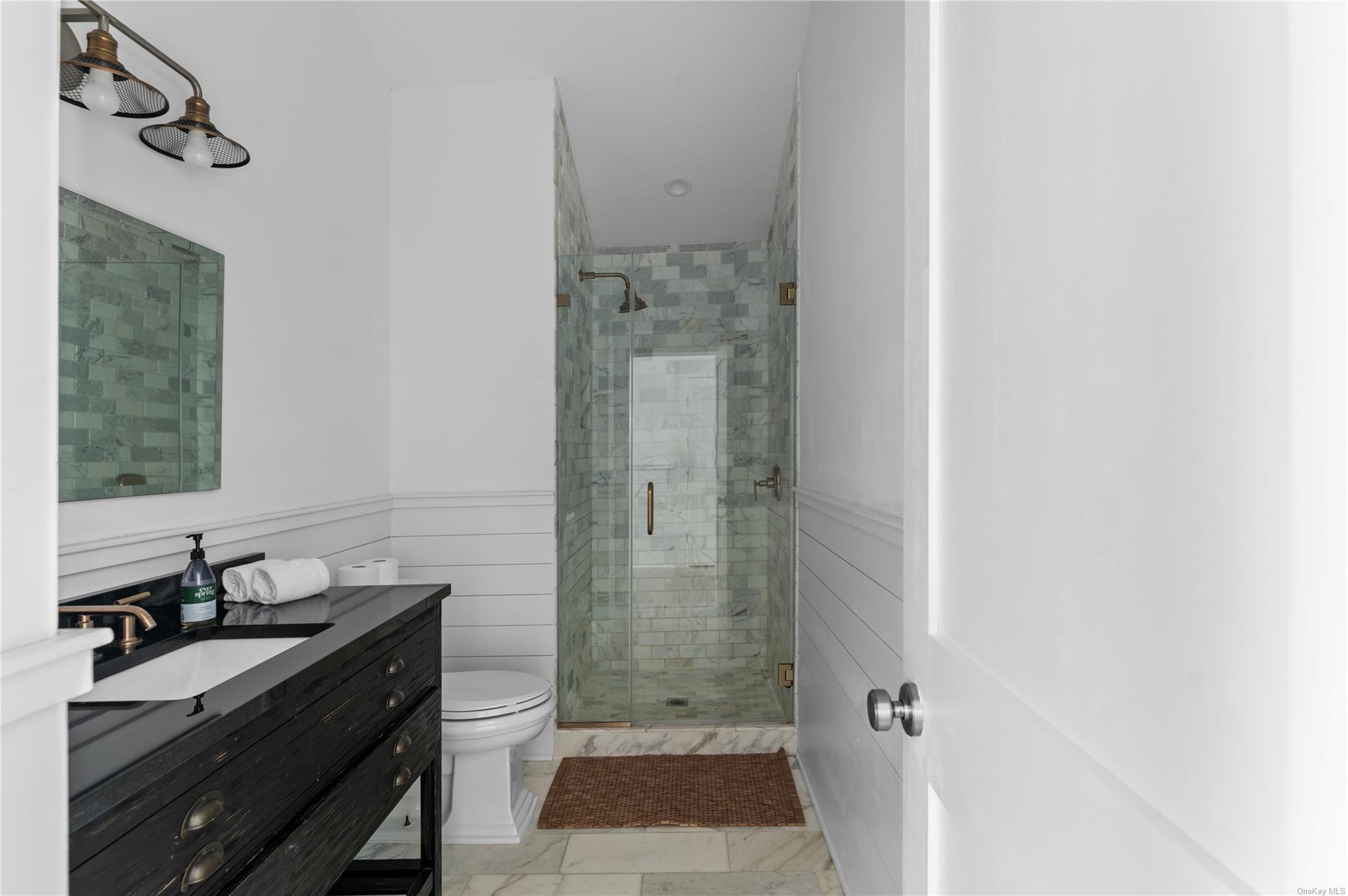 386 Dehnhoff Ocean Beach Ocean Beach, NY 11770