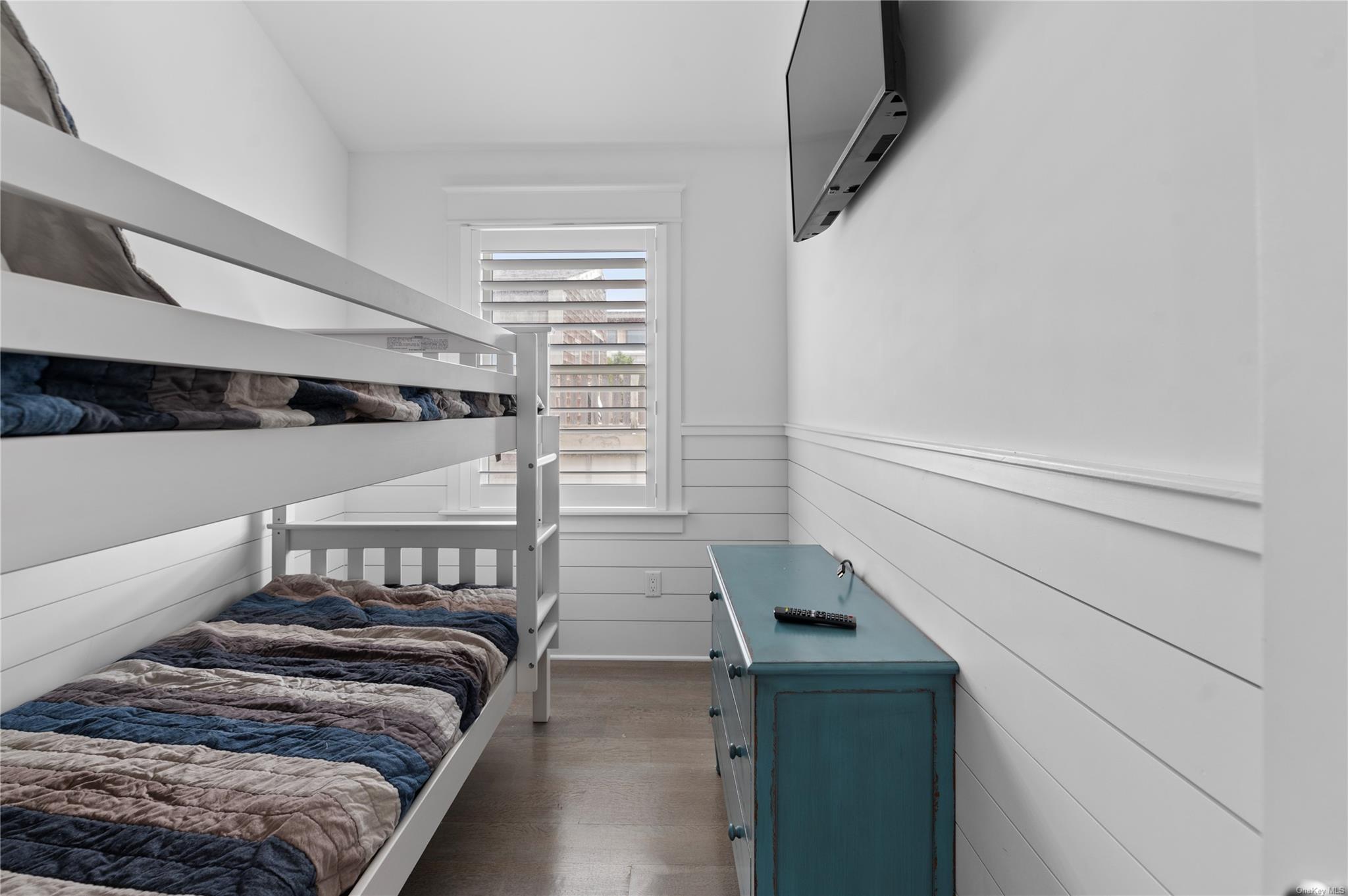 386 Dehnhoff Ocean Beach Ocean Beach, NY 11770