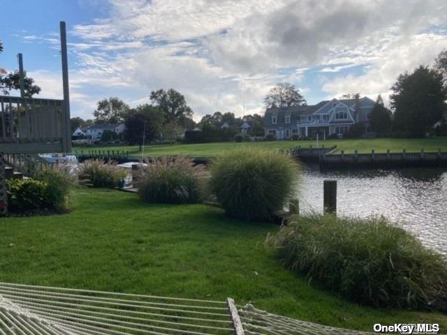 61 Brookside Jamesport Jamesport, NY 11947