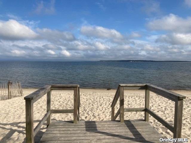 61 Brookside Jamesport Jamesport, NY 11947