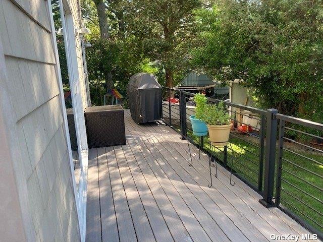 61 Brookside Jamesport Jamesport, NY 11947