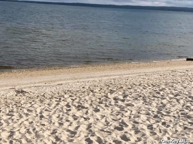 61 Brookside Jamesport Jamesport, NY 11947