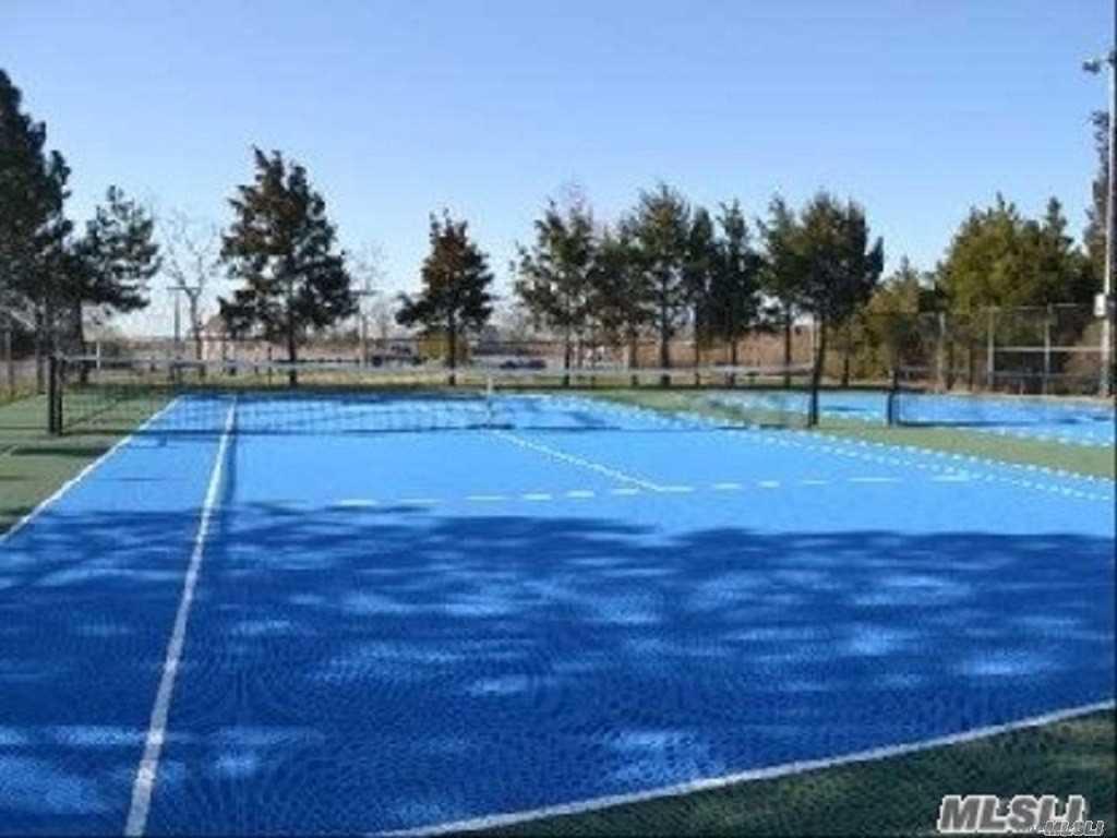 15 Downs Boulevard Jamesport Jamesport NY 11947