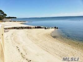 15 Downs Boulevard Jamesport Jamesport NY 11947