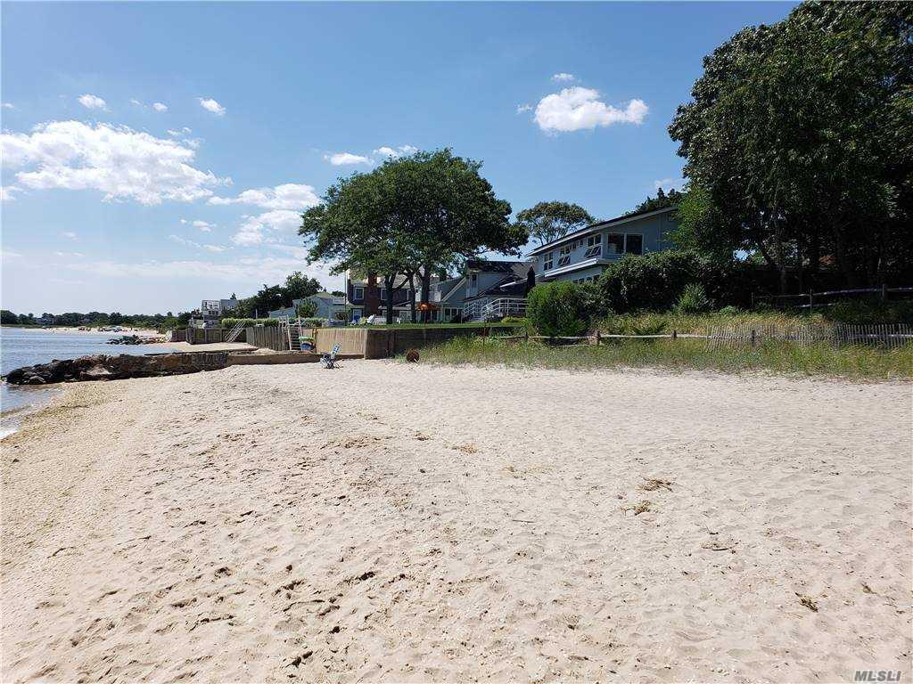 15 Downs Boulevard Jamesport Jamesport NY 11947