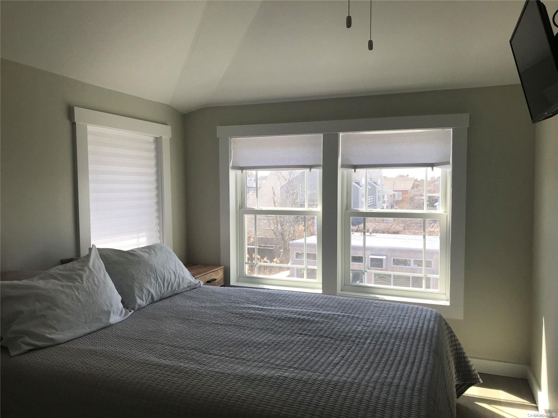 446 Dehnhoff Walk Ocean Beach Ocean Beach, NY 11770