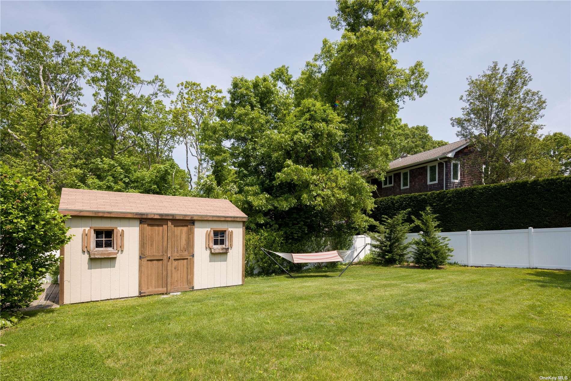 400 Wells Road Laurel Laurel, NY 11948