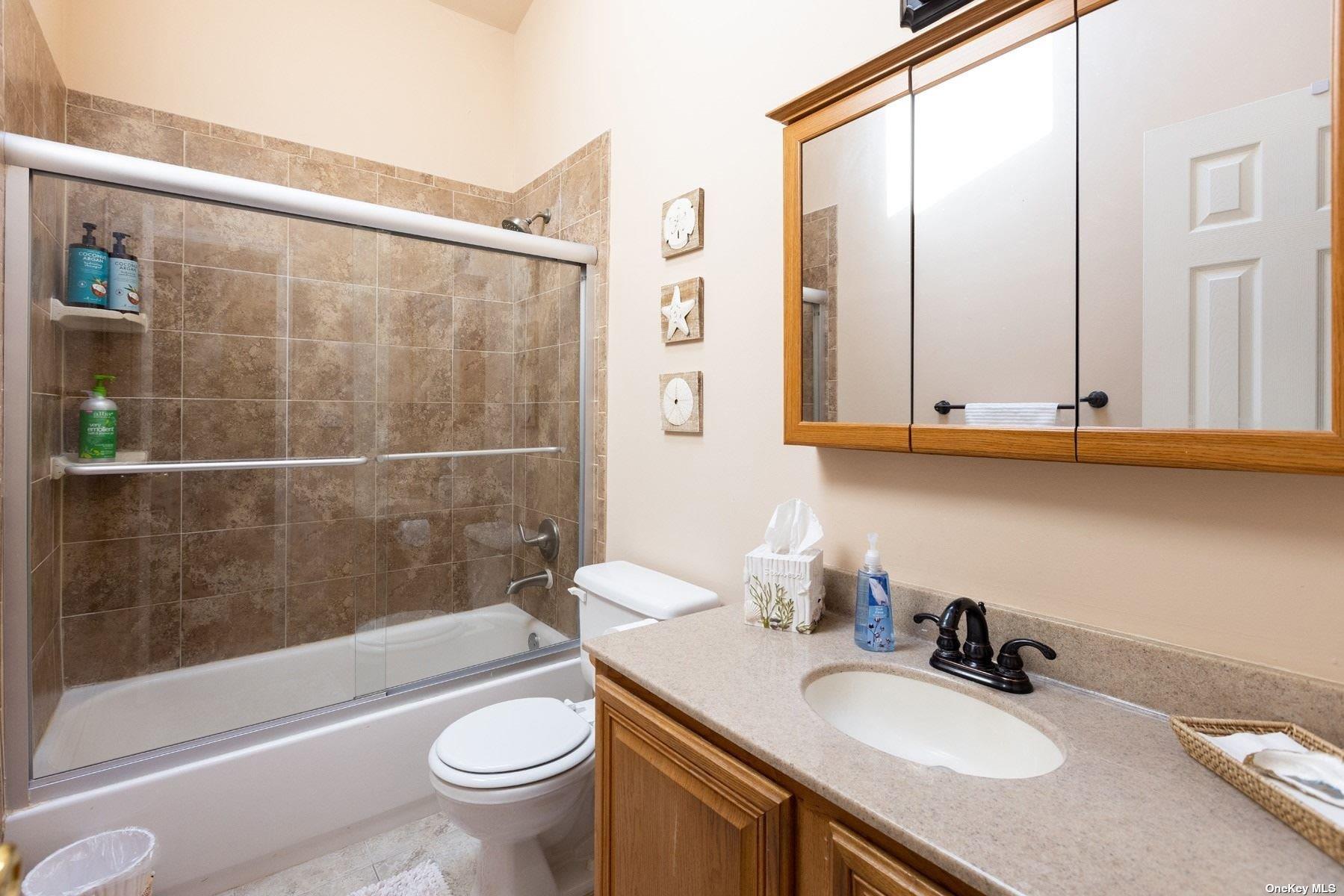 400 Wells Road Laurel Laurel, NY 11948