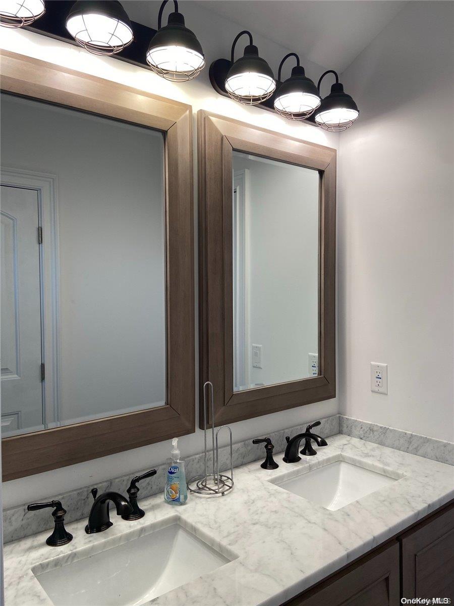 343 Dehnhoff Ocean Beach Ocean Beach, NY 11770