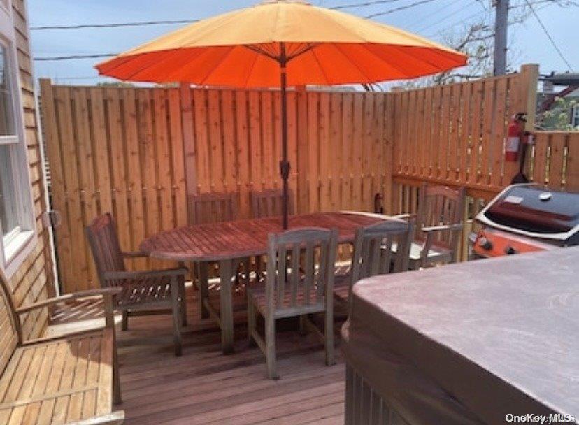 343 Dehnhoff Ocean Beach Ocean Beach, NY 11770