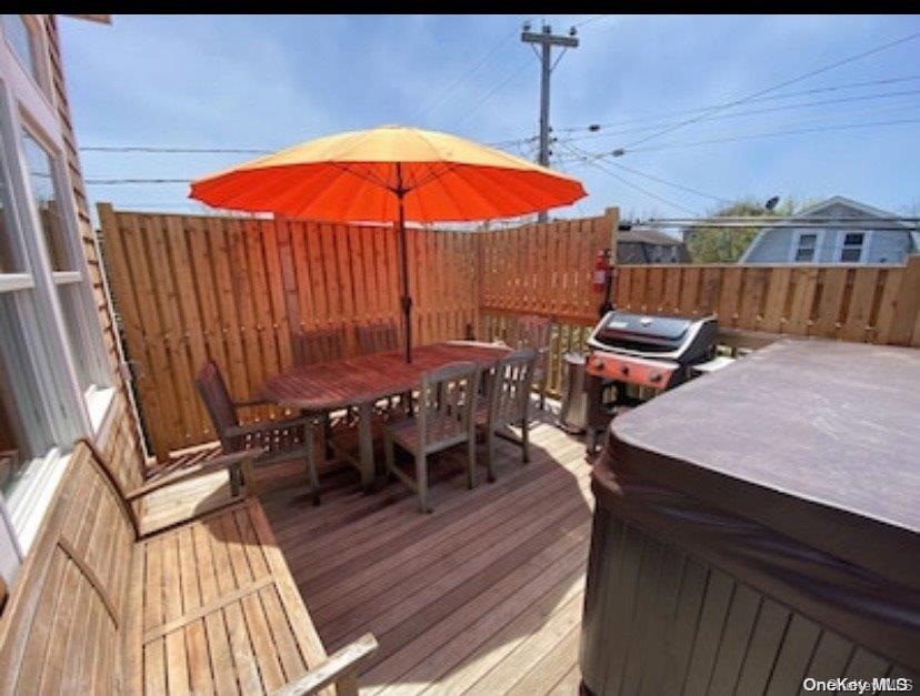 343 Dehnhoff Ocean Beach Ocean Beach, NY 11770