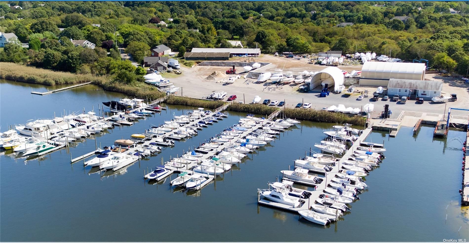 42 Dock Road Remsenburg Remsenburg NY 11960