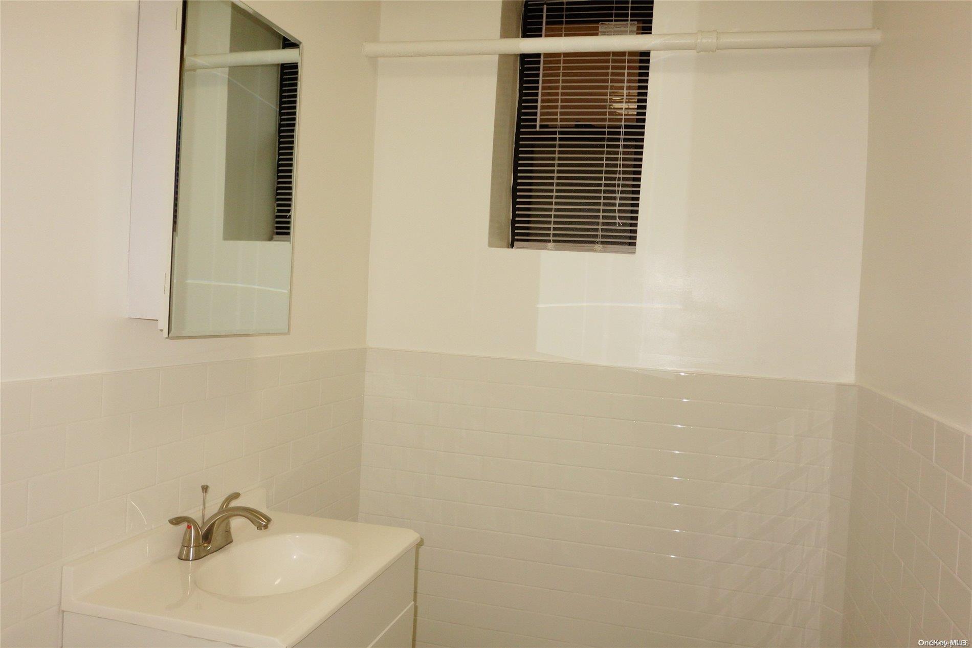 143-45 Sanford Avenue L1 Flushing Flushing NY 11355