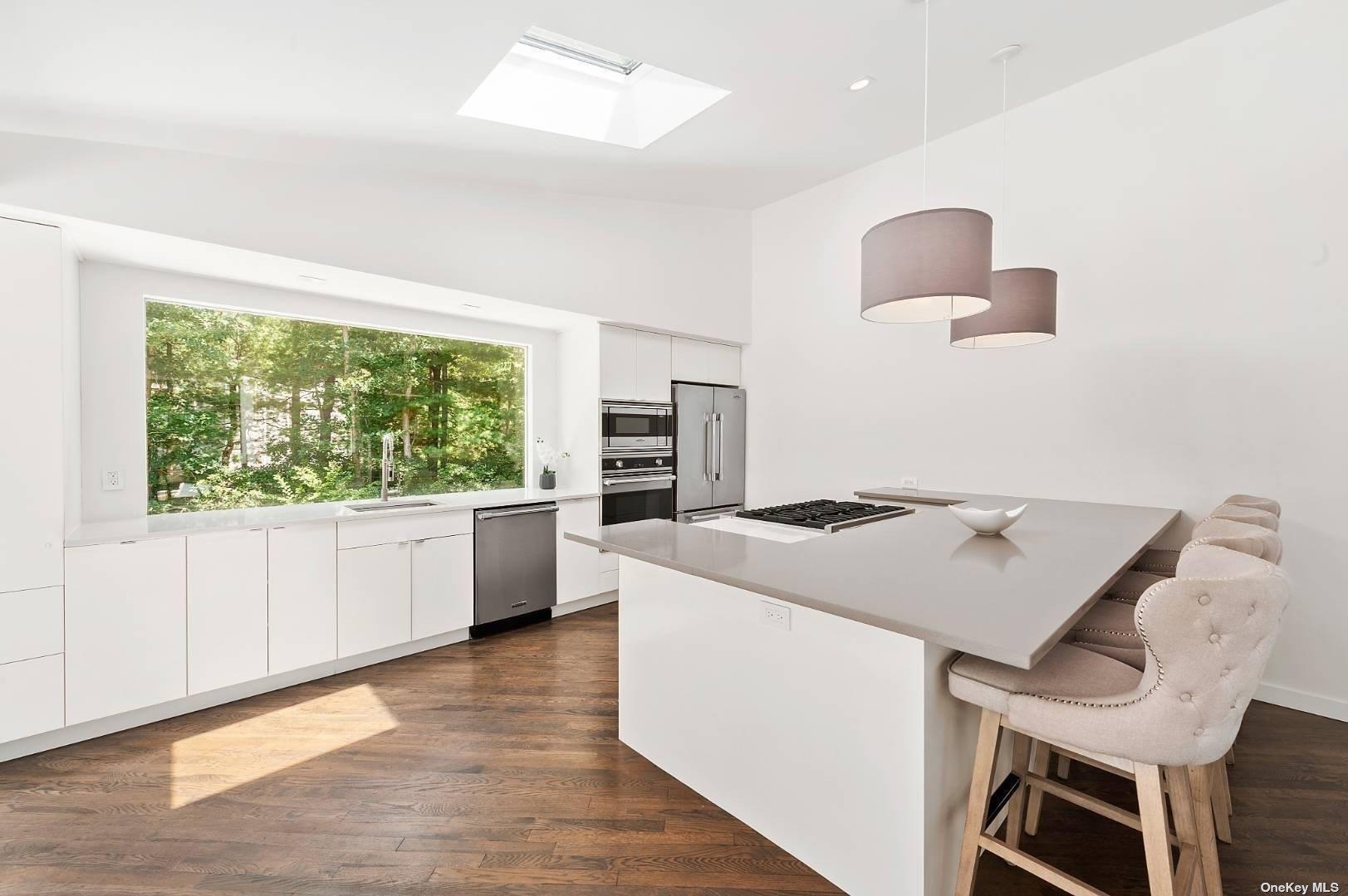 14 Elishas Path Wainscott Wainscott, NY 11975