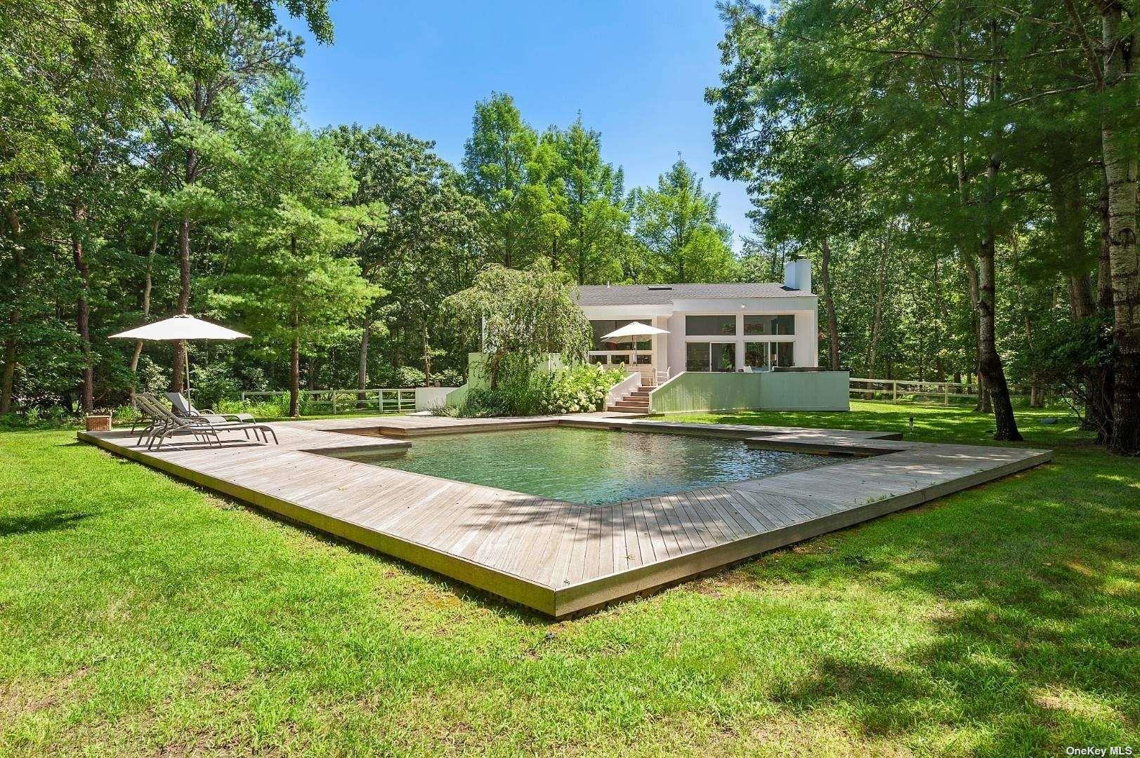 14 Elishas Path Wainscott Wainscott, NY 11975