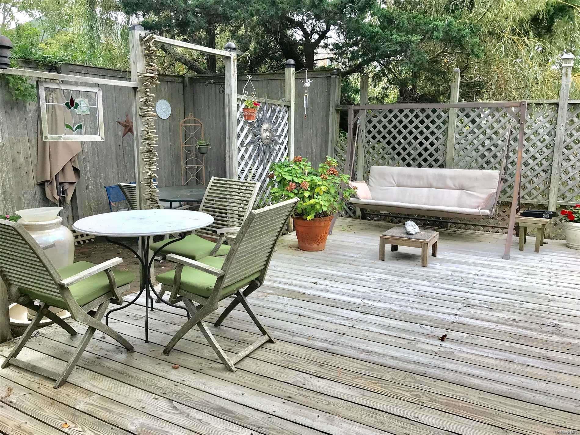 515 Bayberry Walk Ocean Beach Ocean Beach, NY 11770