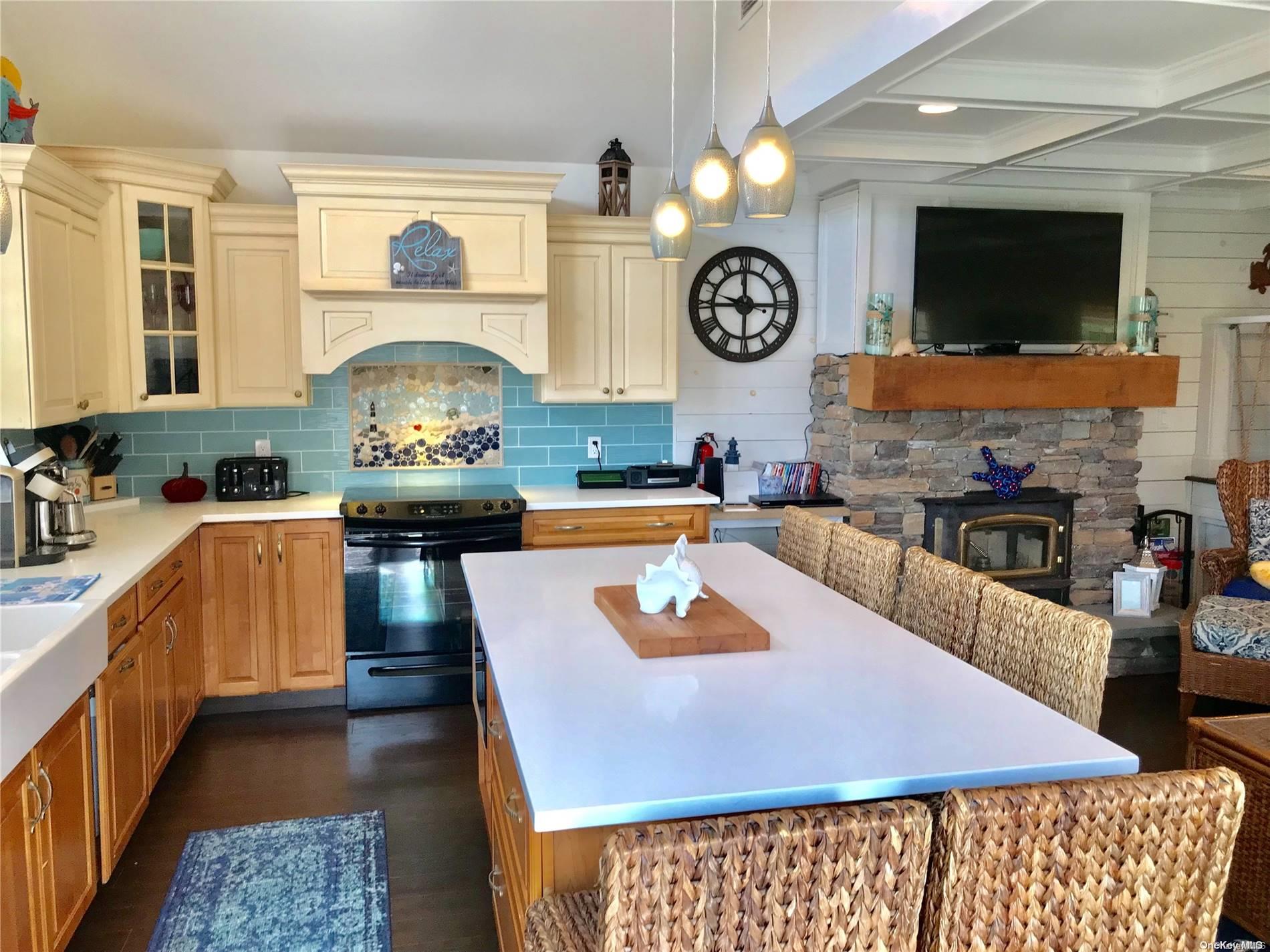 342 Dehnhoff Walk Ocean Beach Ocean Beach, NY 11770