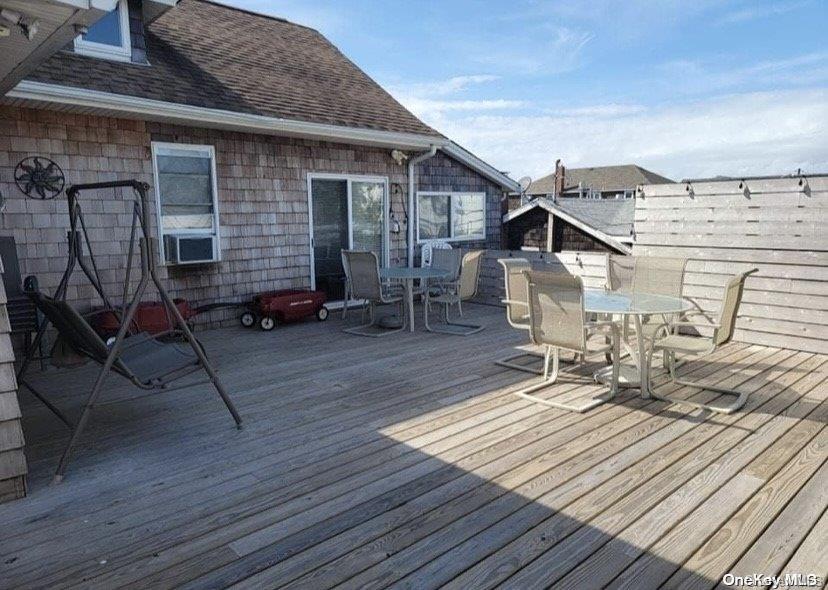 921 Evergreen Walk Ocean Beach Ocean Beach, NY 11770