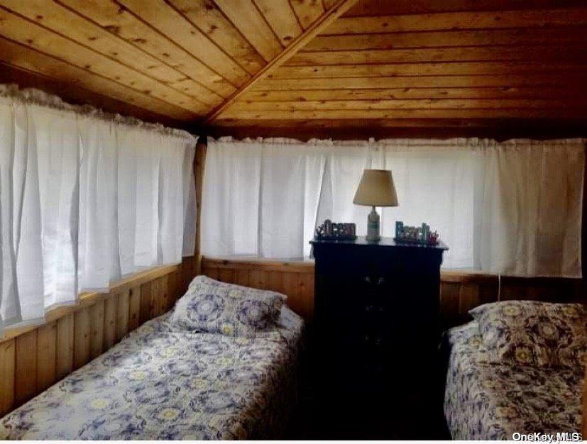 921 Evergreen Walk Ocean Beach Ocean Beach, NY 11770