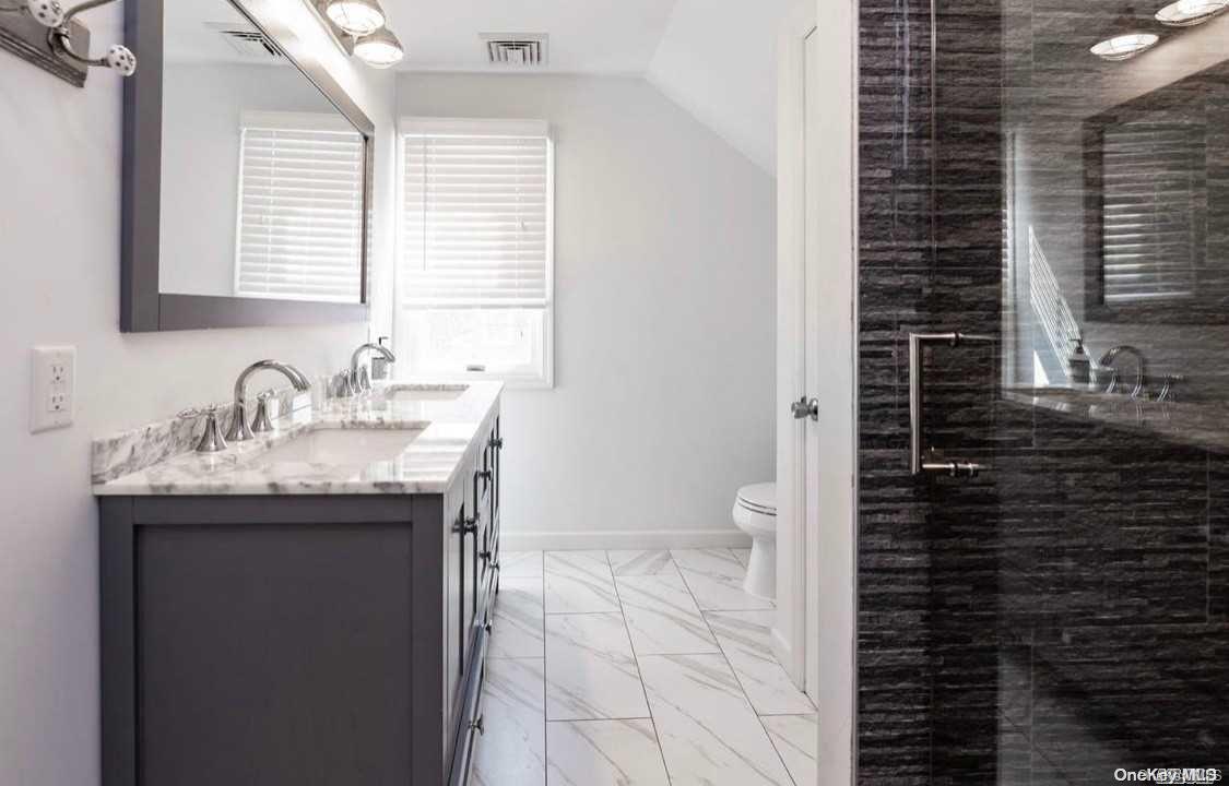 149 Bungalow Walk Ocean Beach Ocean Beach, NY 11770