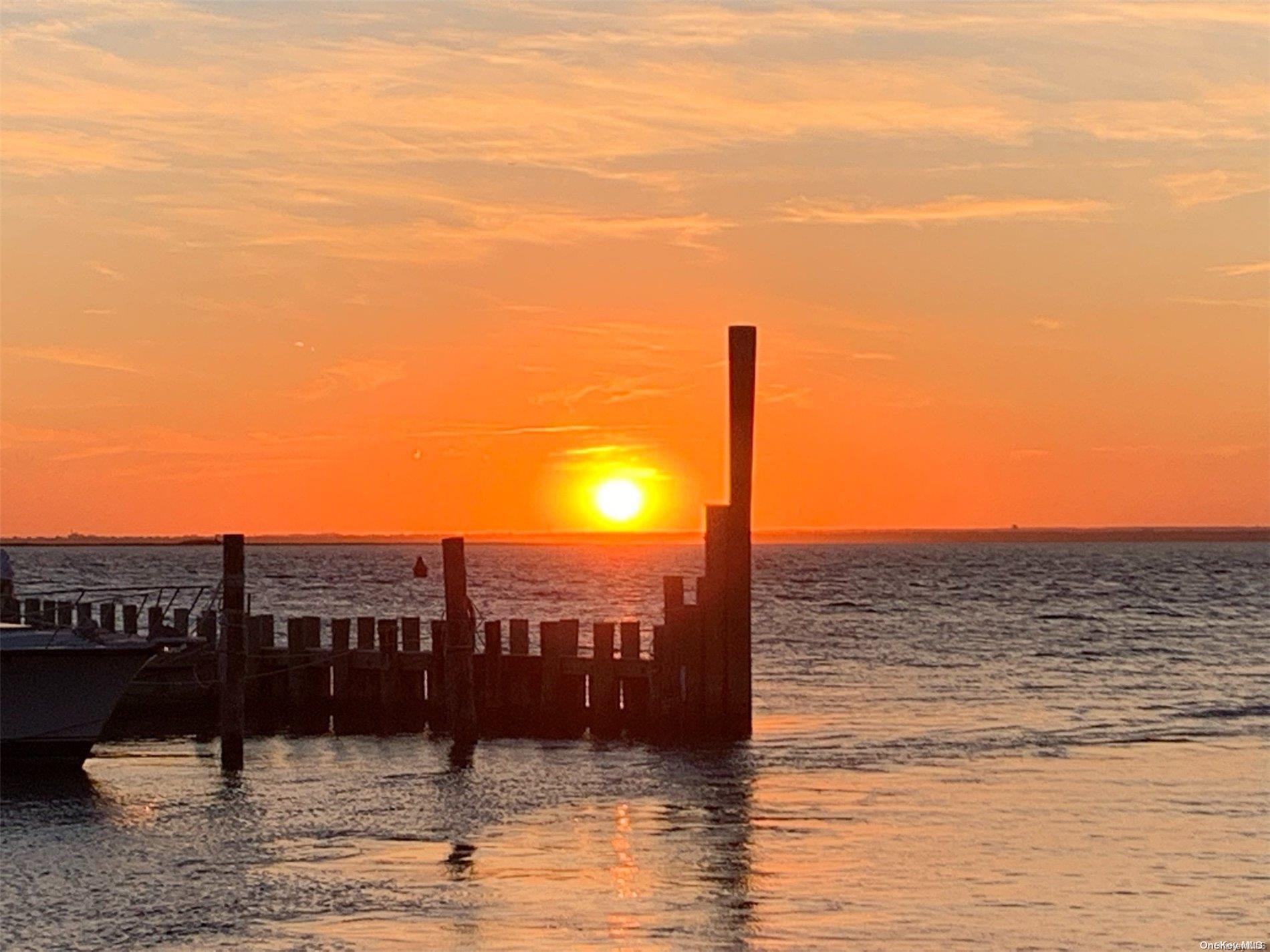 120 Bungalow Walk Ocean Beach Ocean Beach, NY 11770