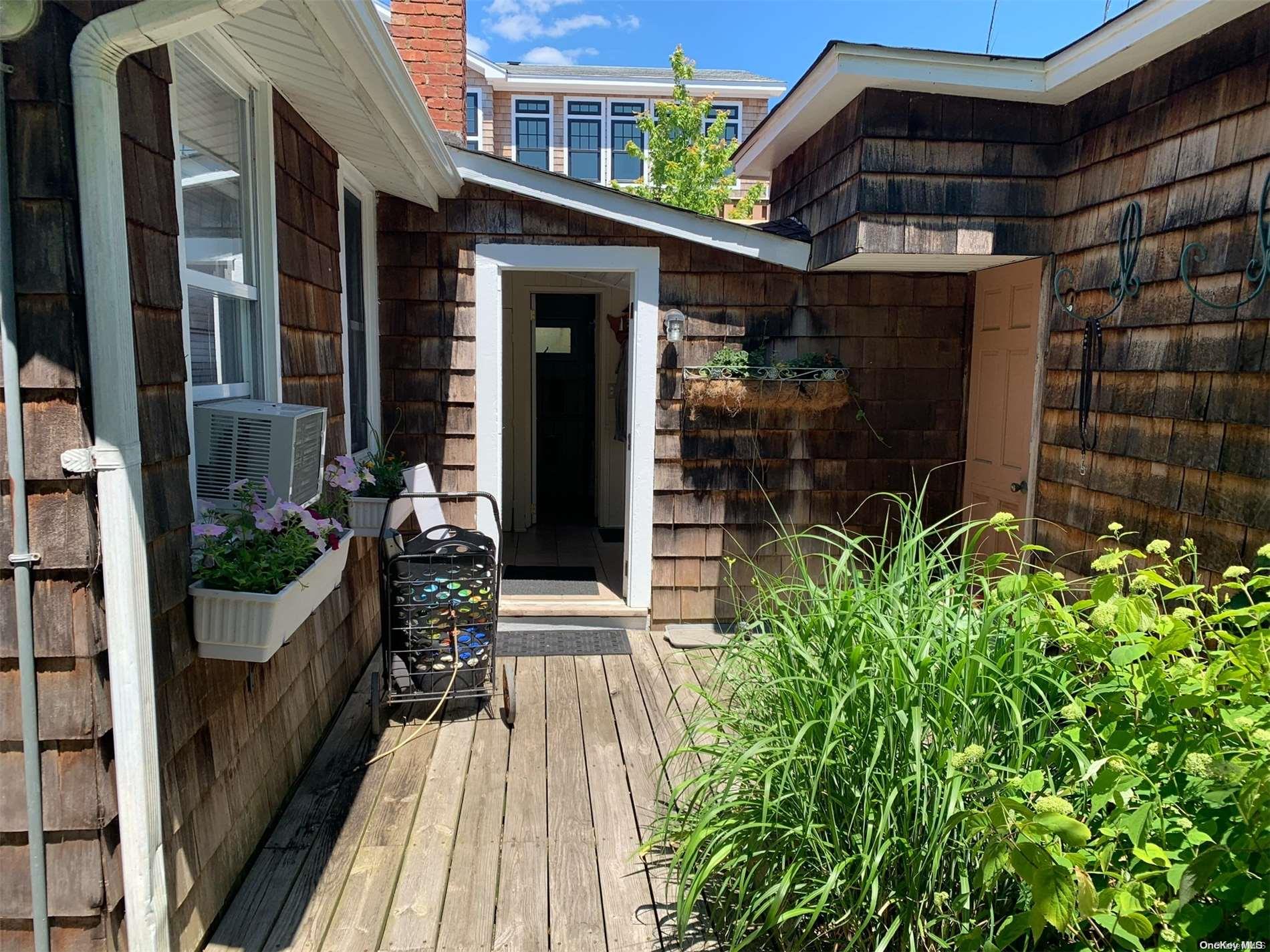 120 Bungalow Walk Ocean Beach Ocean Beach, NY 11770